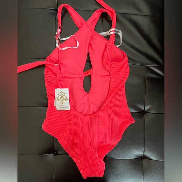 Becca 2 PIECES Swimsuit + Skirt Pink Medium - Picture 3 of 6